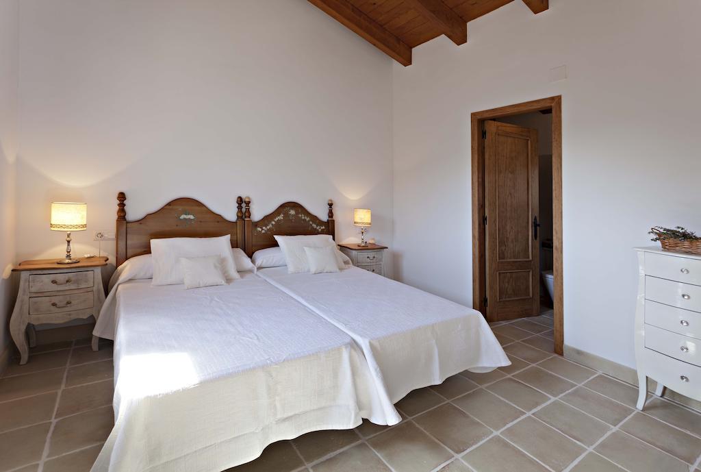 Hotel Masia Ca L'Anima La Baronia de Rialb Zimmer foto